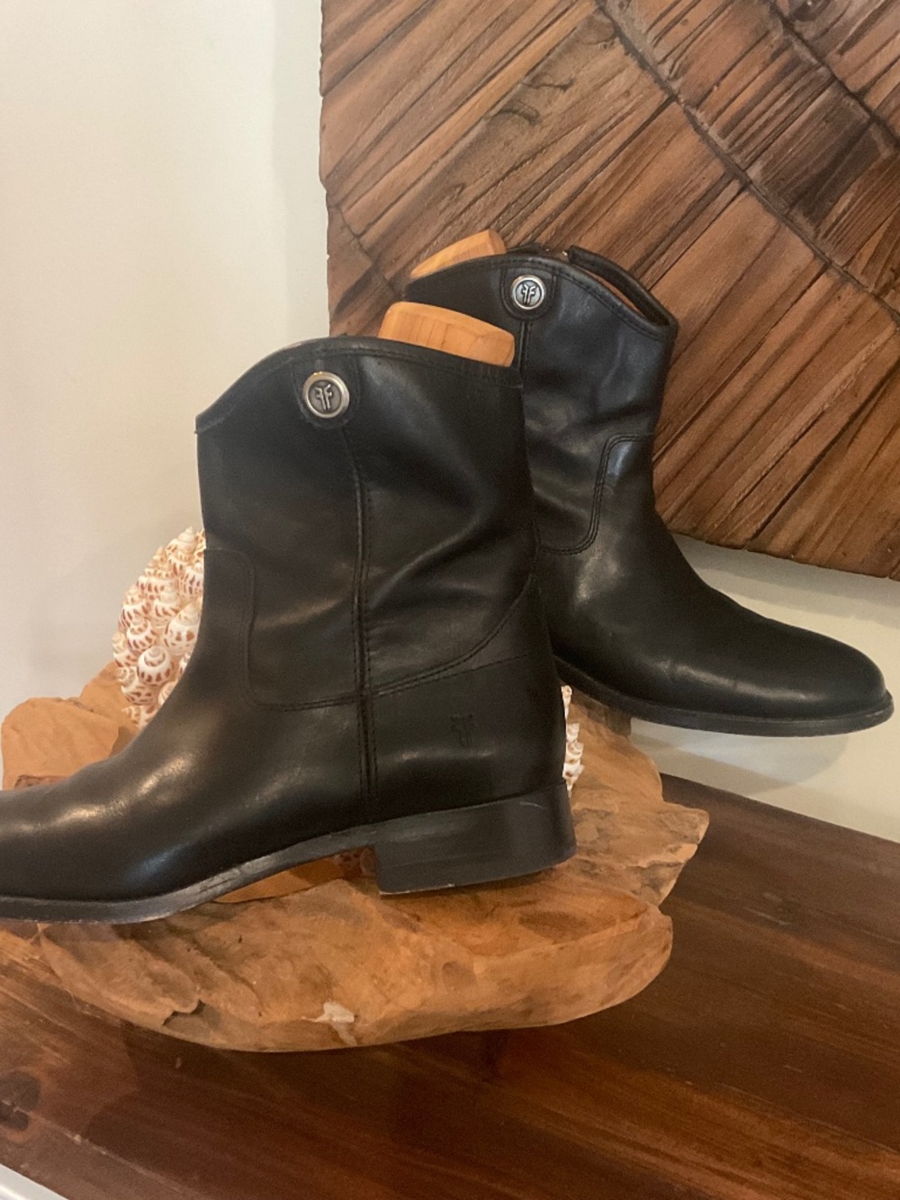 Frye Women’s Melissa Button Short Leather Ankle Boots, Color Black, Size 6.5